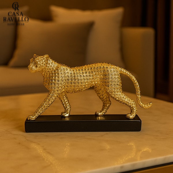 Estátua Decorativa em Resina Banhada a Ouro - Potenza Felina