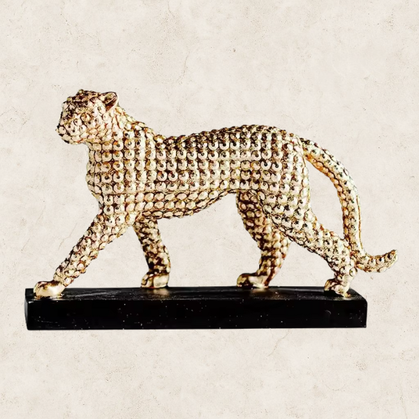 Estátua Decorativa em Resina Banhada a Ouro - Potenza Felina
